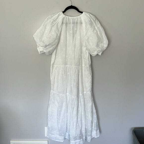 Frame Broderie Anglaise Ramie Puff Sleeve Midi Eyelet Dress in White - Picture 10 of 16